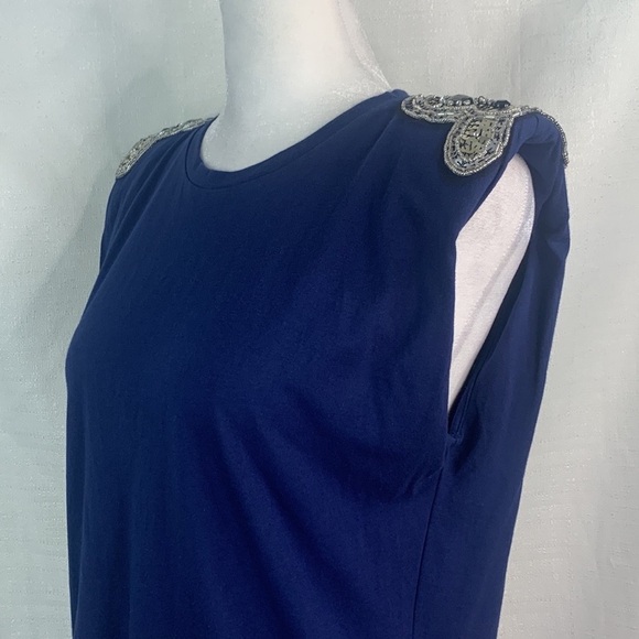 Express Navy Embellished Padded Shoulder Crew Neck Tee - Picture 4 of 14